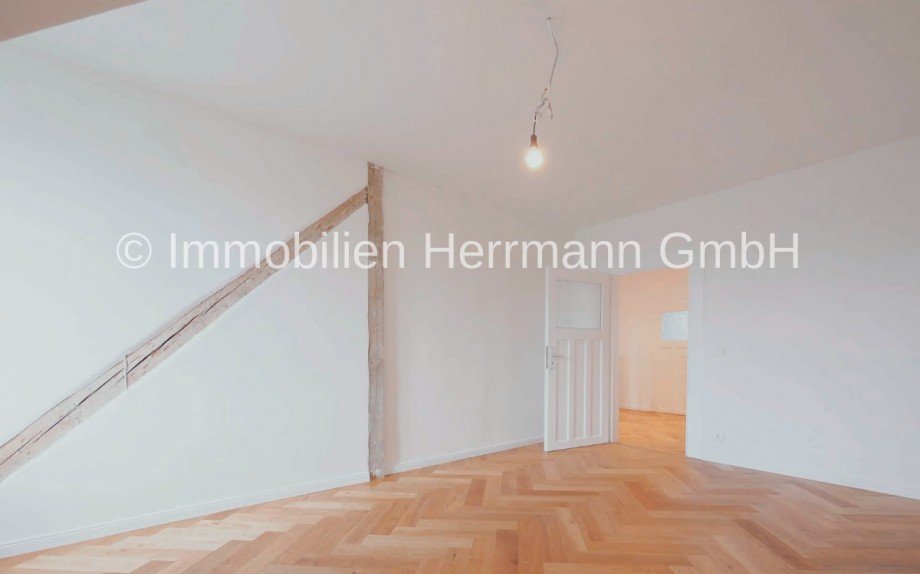 5 Dachgeschosswohnung M�nchen