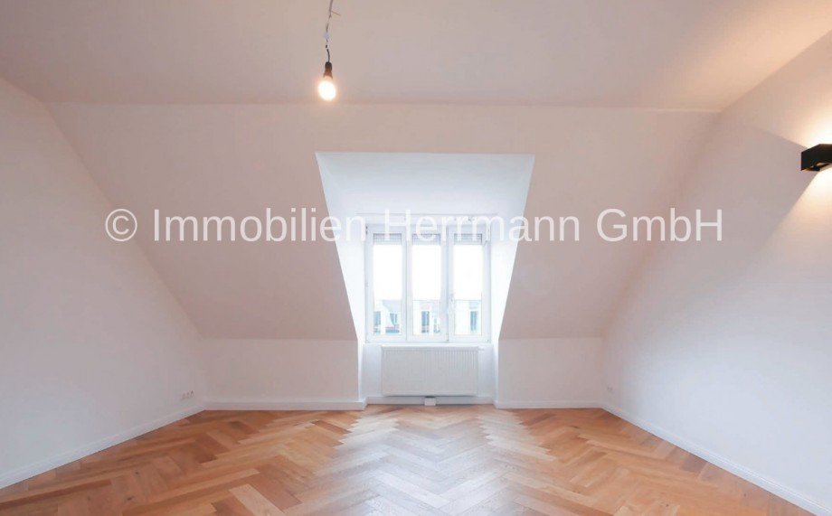 2 Dachgeschosswohnung M�nchen