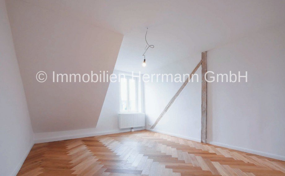 4 Dachgeschosswohnung M�nchen