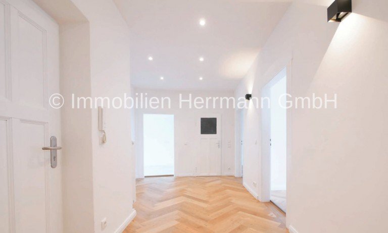 1 M�nchen Dachgeschosswohnung Wundersch�ne Dachgeschosswohnung in einem Altbau